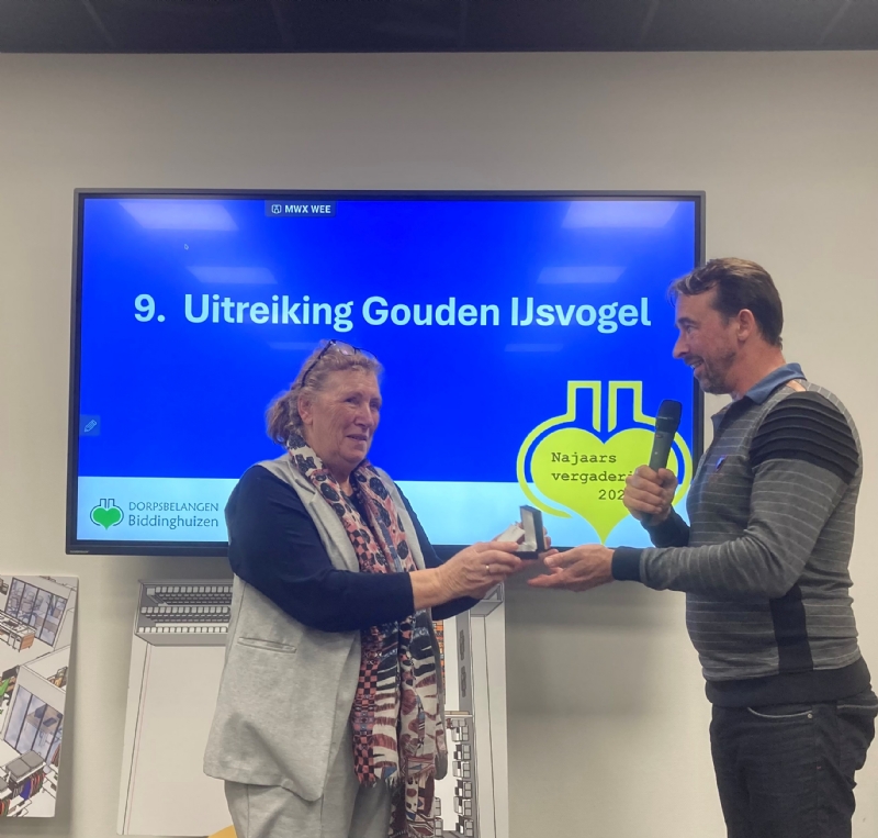 Gouden IJsvogel Biddinghuizen voor vrijwilligers Inloophuis De Kans